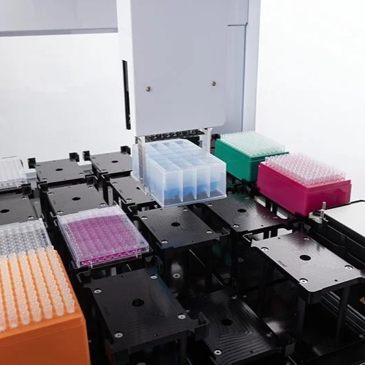 Biomek i-Series deck gripper